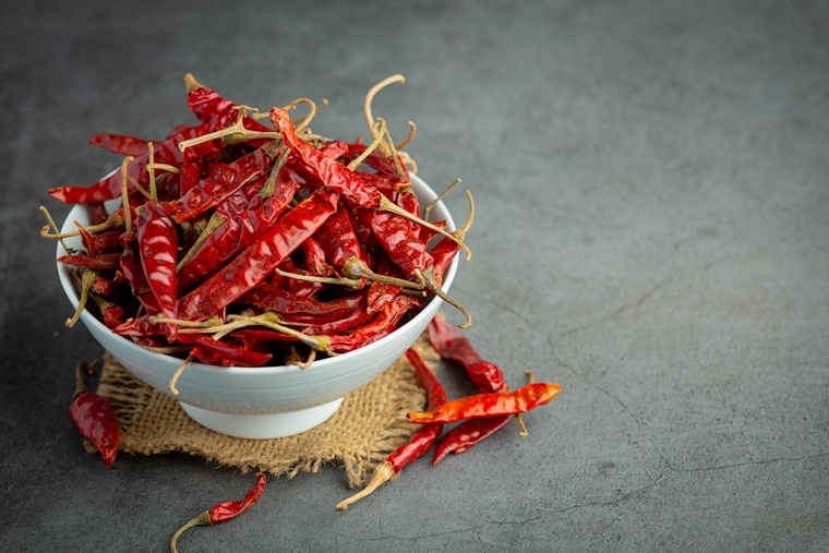 Red Chilli Whole